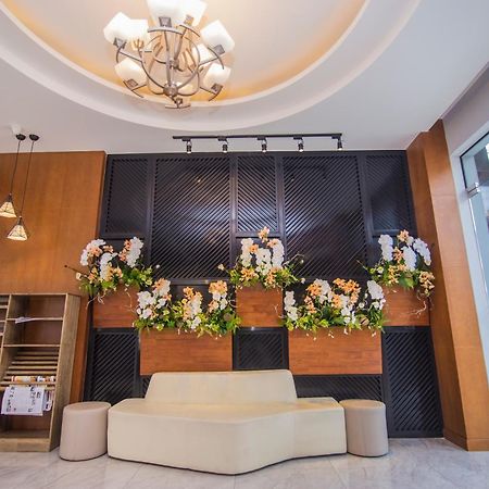 New York Hotel Phnom Penh Ngoại thất bức ảnh