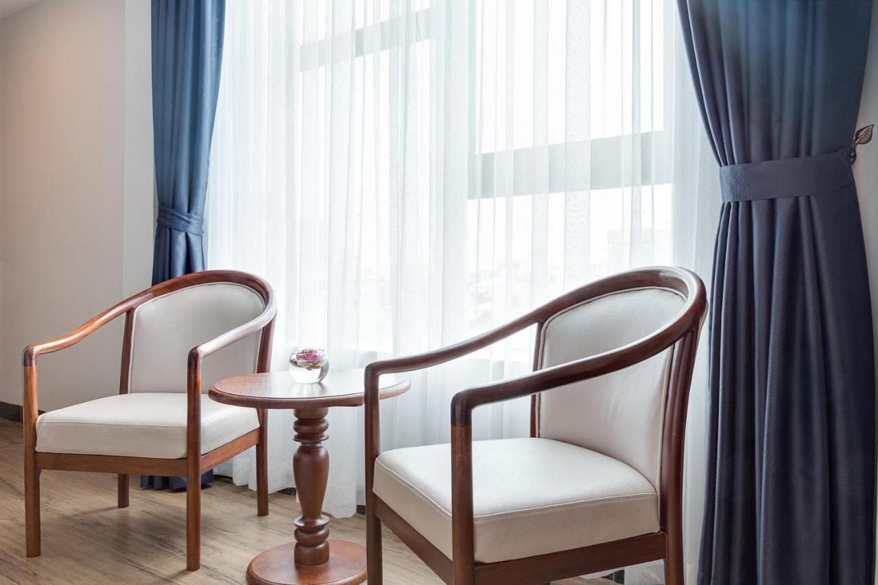 New York Hotel Phnom Penh Ngoại thất bức ảnh