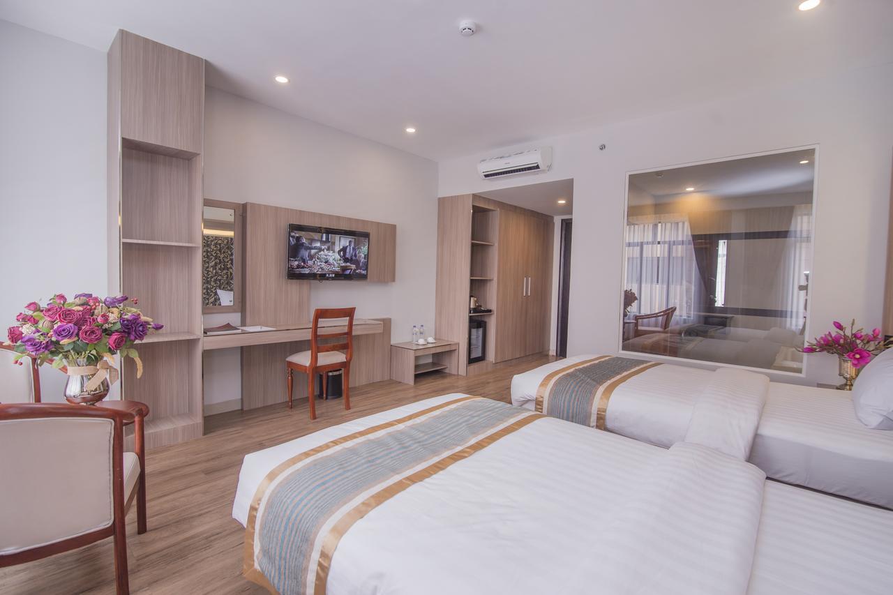 New York Hotel Phnom Penh Ngoại thất bức ảnh